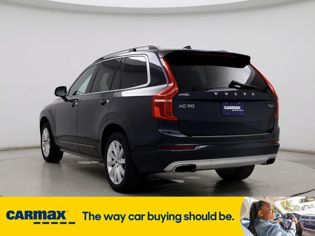 2016 Volvo XC90 T6 Momentum