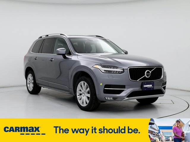 2016 Volvo XC90 T6 Momentum