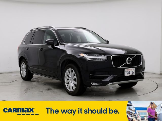 2016 Volvo XC90 T6 Momentum