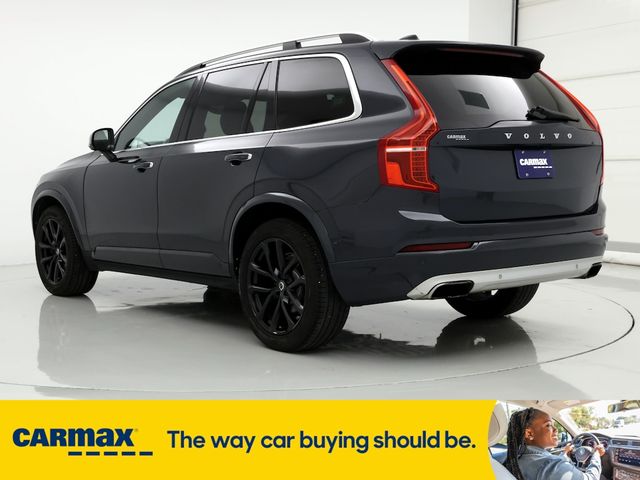 2016 Volvo XC90 T6 Momentum