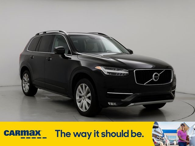 2016 Volvo XC90 T6 Momentum