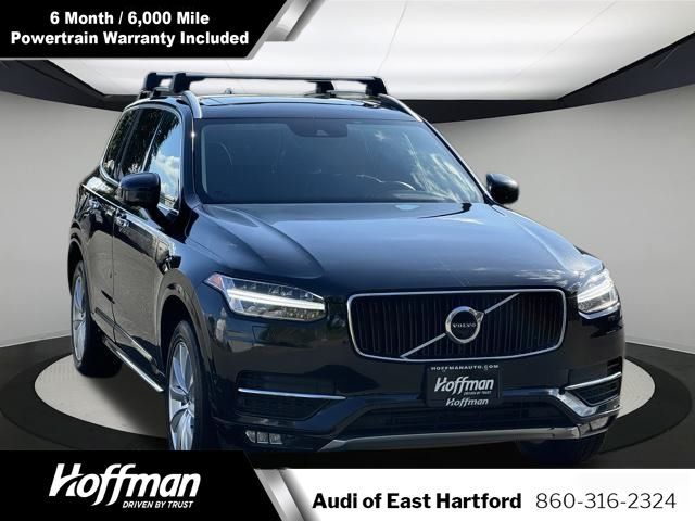 2016 Volvo XC90 T6 Momentum