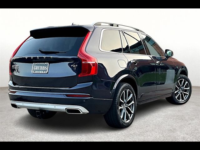 2016 Volvo XC90 T6 Momentum