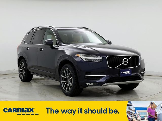 2016 Volvo XC90 T6 Momentum