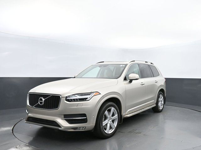 2016 Volvo XC90 T6 Momentum