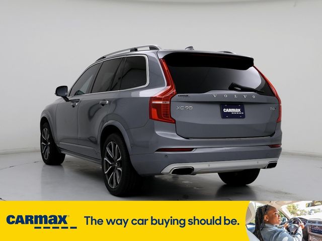 2016 Volvo XC90 T6 Momentum