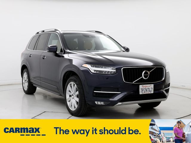 2016 Volvo XC90 T6 Momentum