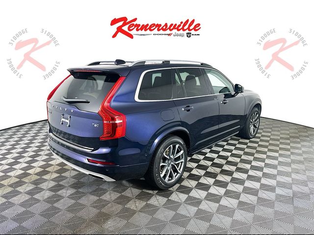 2016 Volvo XC90 T6 Momentum