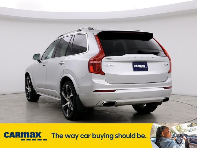 2016 Volvo XC90 T6 Momentum