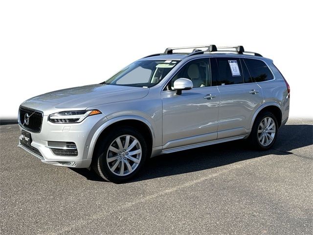 2016 Volvo XC90 T6 Momentum