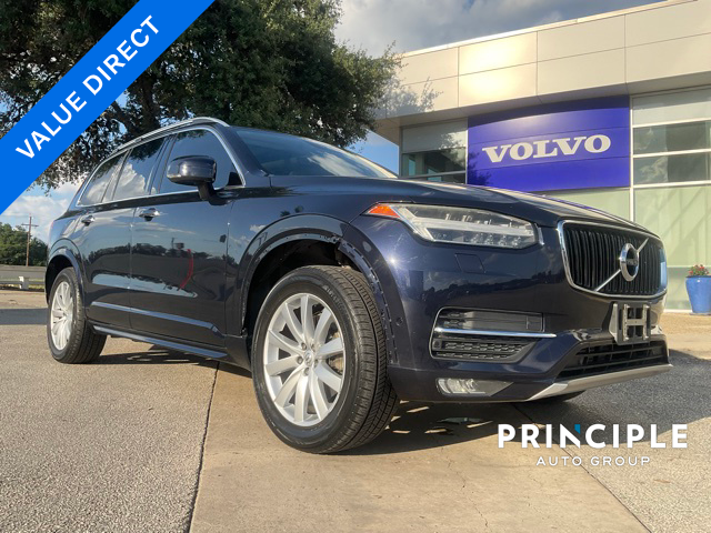 2016 Volvo XC90 T6 Momentum