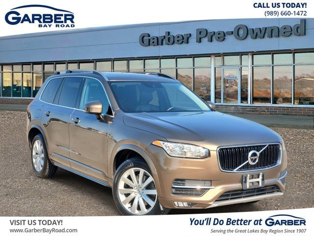 2016 Volvo XC90 T6 Momentum