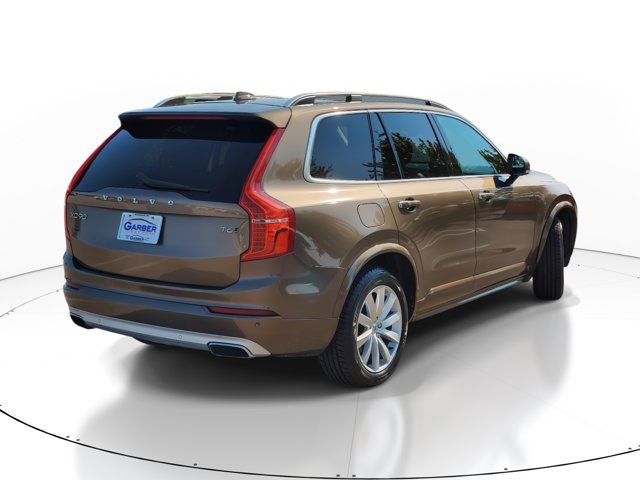 2016 Volvo XC90 T6 Momentum