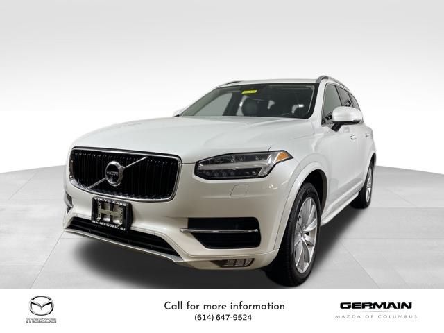 2016 Volvo XC90 T6 Momentum