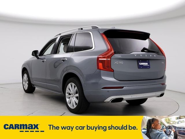 2016 Volvo XC90 T6 Momentum