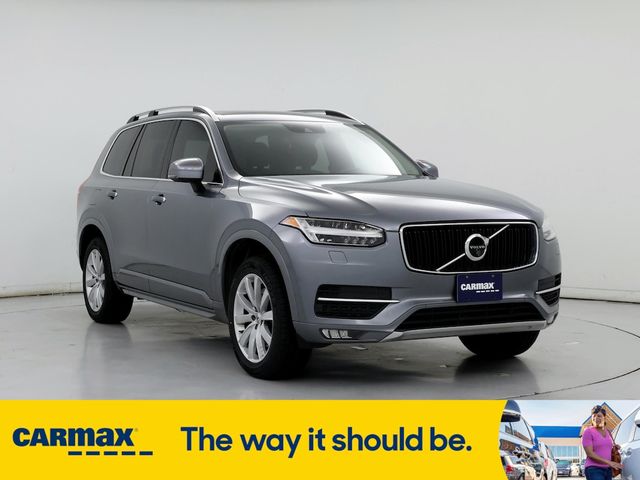 2016 Volvo XC90 T6 Momentum