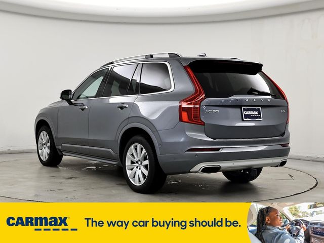 2016 Volvo XC90 T6 Momentum