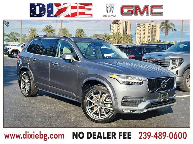 2016 Volvo XC90 T6 Momentum