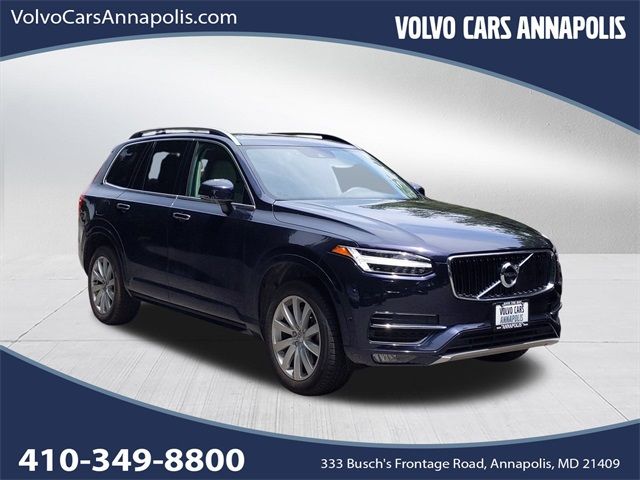 2016 Volvo XC90 T6 Momentum