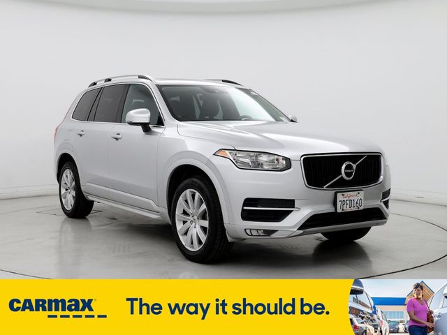 2016 Volvo XC90 T6 Momentum