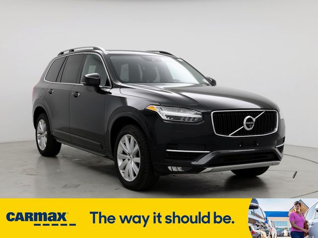 2016 Volvo XC90 T6 Momentum