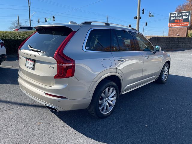 2016 Volvo XC90 T6 Momentum