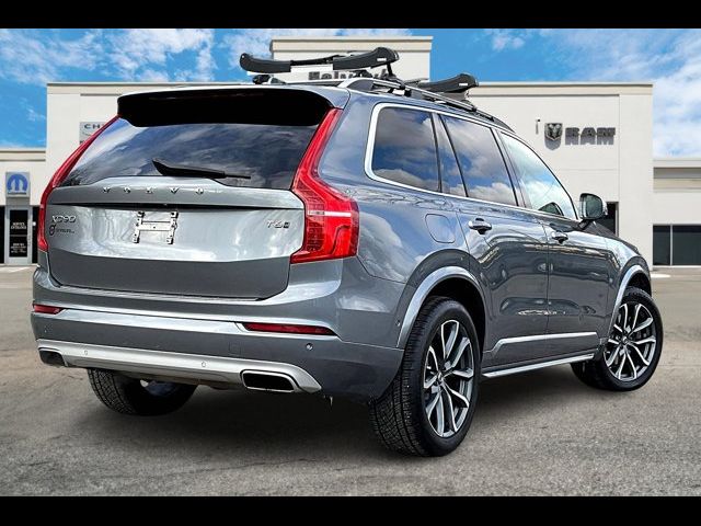 2016 Volvo XC90 T6 Momentum