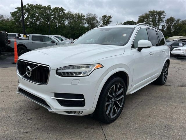 2016 Volvo XC90 T6 Momentum