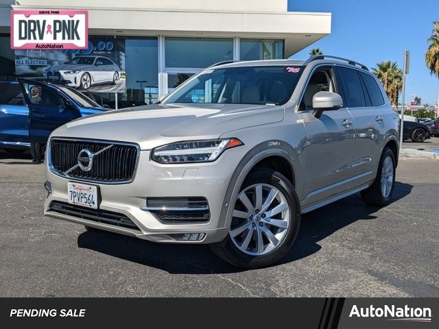 2016 Volvo XC90 T6 Momentum