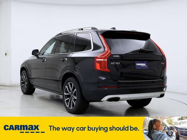 2016 Volvo XC90 T6 Momentum