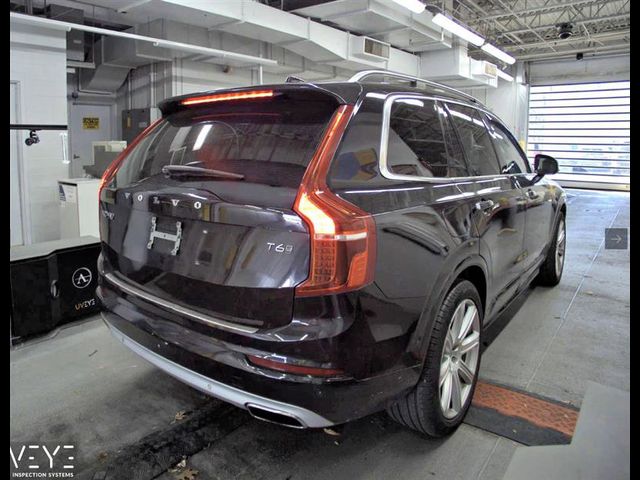 2016 Volvo XC90 T6 Momentum