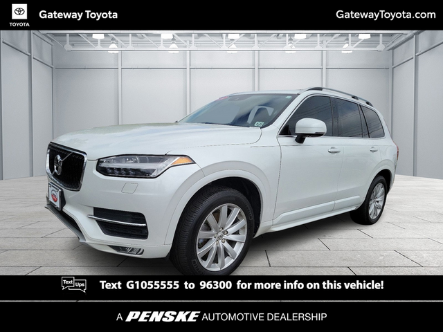 2016 Volvo XC90 T6 Momentum