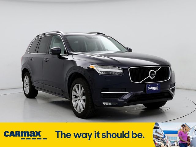 2016 Volvo XC90 T6 Momentum