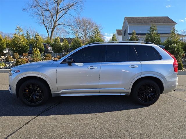 2016 Volvo XC90 T6 Momentum