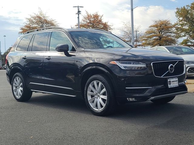 2016 Volvo XC90 T6 Momentum