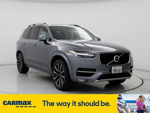 2016 Volvo XC90 T6 Momentum