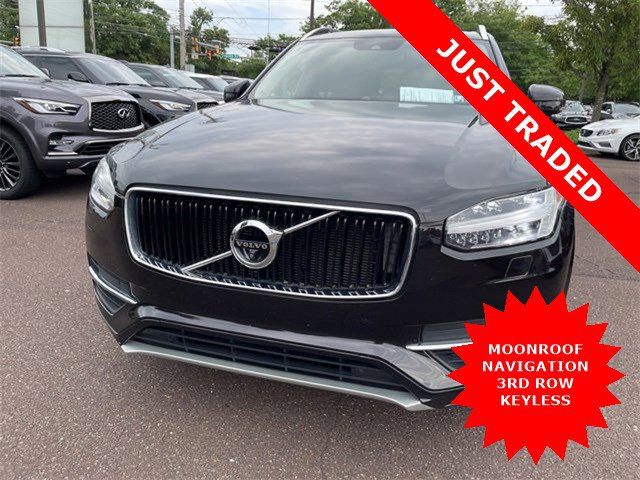 2016 Volvo XC90 T6 Momentum