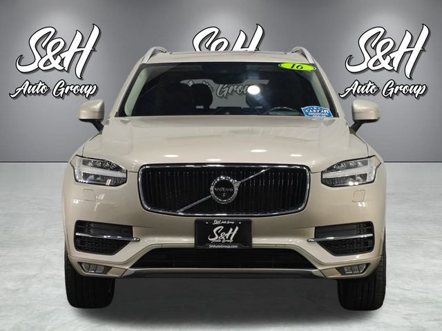 2016 Volvo XC90 T6 Momentum