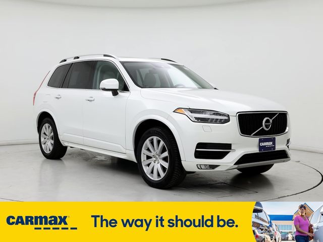 2016 Volvo XC90 T6 Momentum