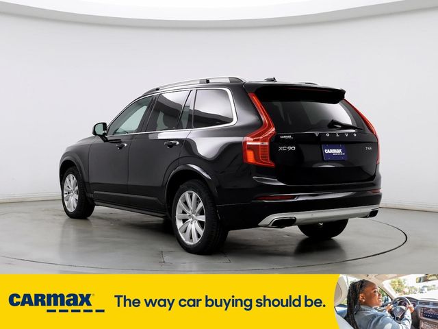 2016 Volvo XC90 T6 Momentum