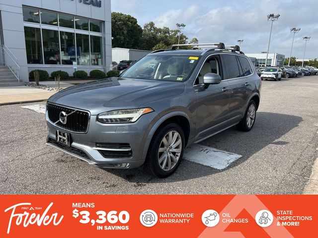 2016 Volvo XC90 T6 Momentum