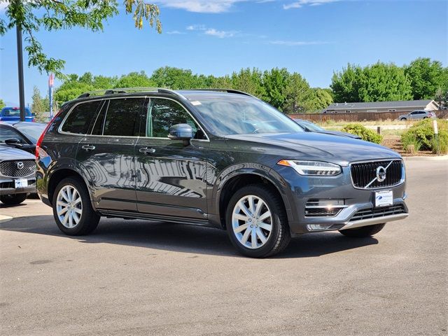 2016 Volvo XC90 T6 Momentum