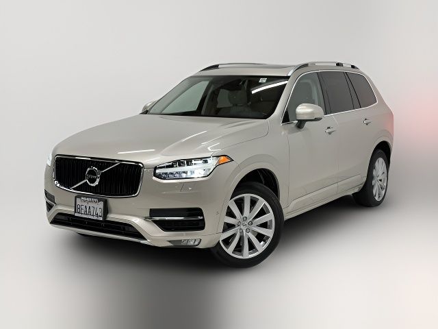 2016 Volvo XC90 T6 Momentum