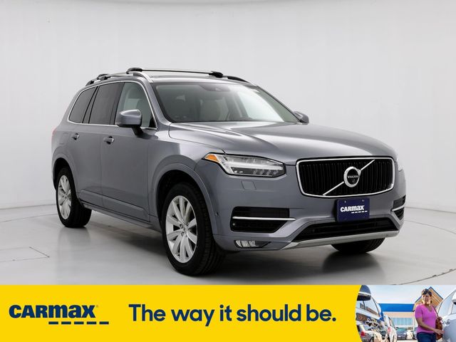 2016 Volvo XC90 T6 Momentum