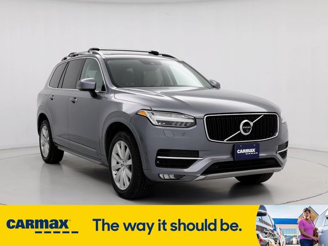 2016 Volvo XC90 T6 Momentum