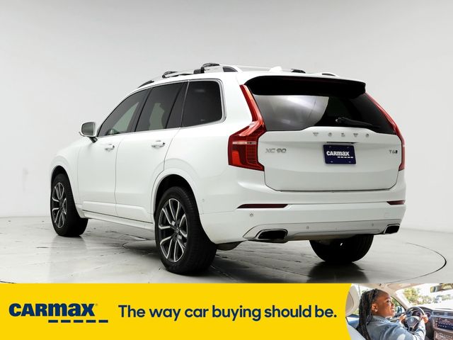 2016 Volvo XC90 T6 Momentum