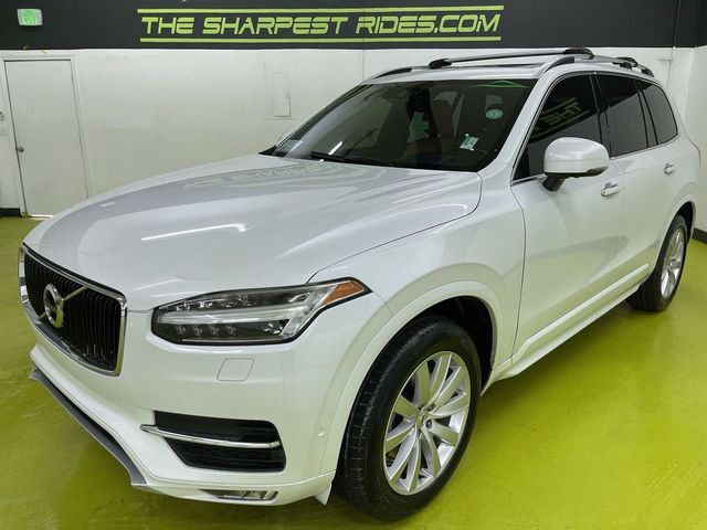 2016 Volvo XC90 T6 Momentum