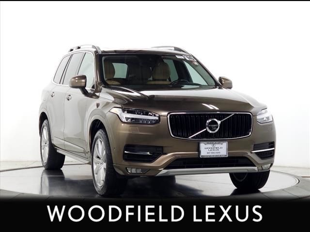 2016 Volvo XC90 T6 Momentum