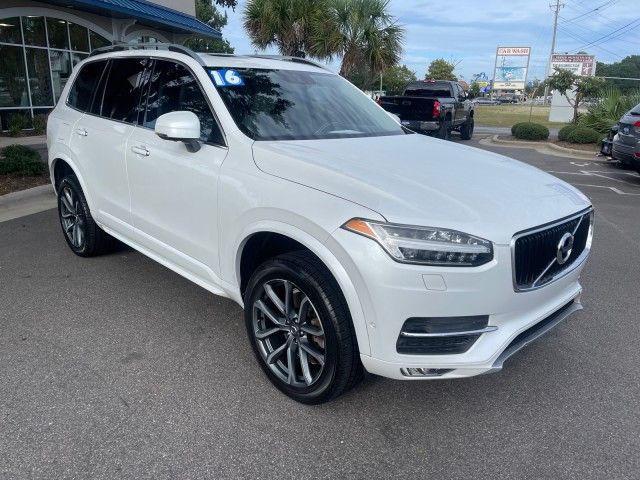 2016 Volvo XC90 T6 Momentum