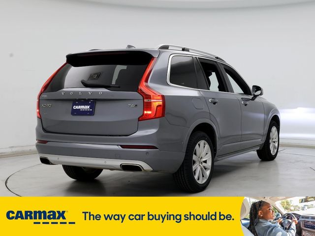 2016 Volvo XC90 T6 Momentum